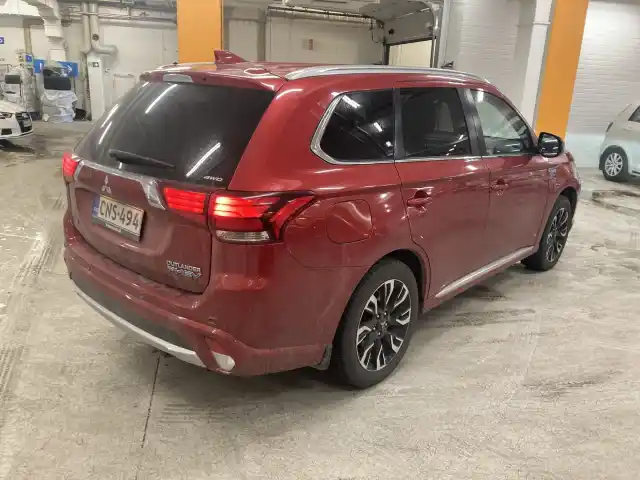 Punainen Farmari, Mitsubishi Outlander – CNS-494