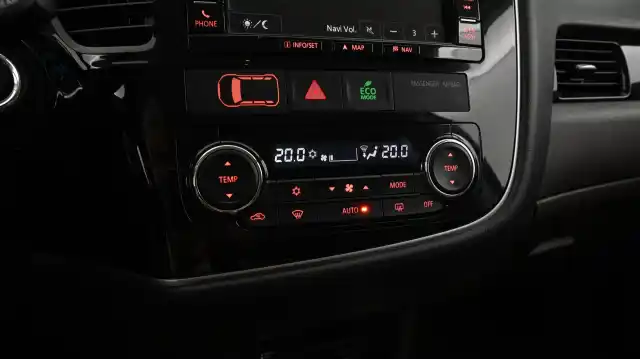 Punainen Farmari, Mitsubishi Outlander PHEV – CNS-494