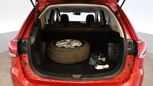 Punainen Farmari, Mitsubishi Outlander PHEV – CNS-494