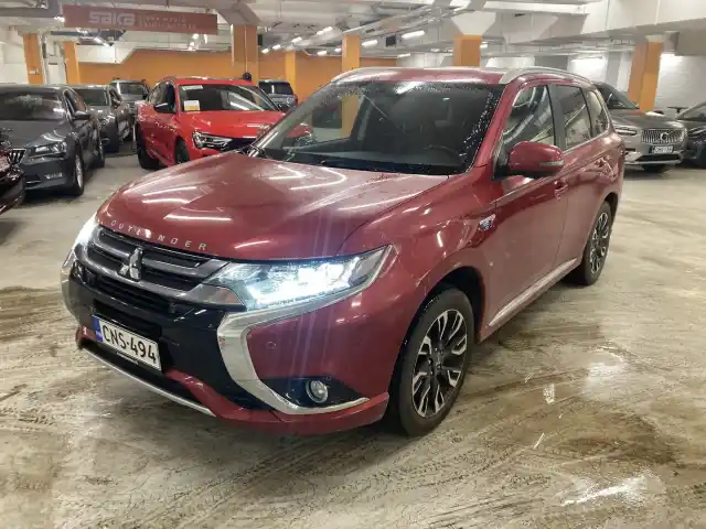 Punainen Farmari, Mitsubishi Outlander – CNS-494