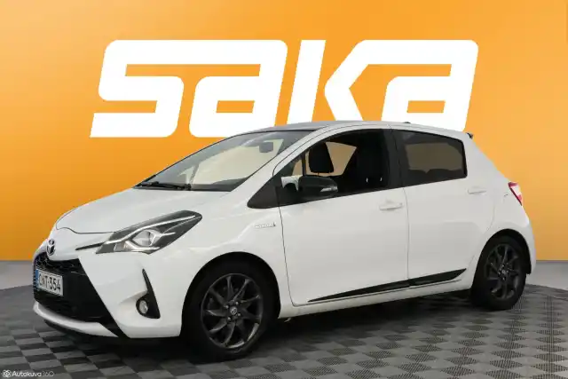 Valkoinen Viistoperä, Toyota Yaris – CNT-354