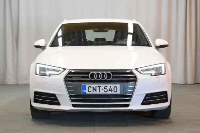 Valkoinen Farmari, Audi A4 – CNT-540