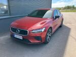 Punainen Sedan, Volvo S60 – CNT-876, kuva 1