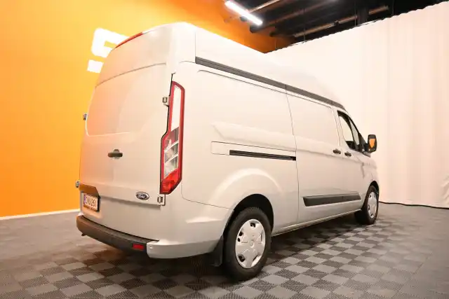 Harmaa Pakettiauto, Ford Transit Custom – CNU-261