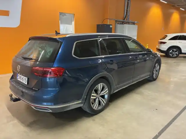 Sininen Farmari, Volkswagen Passat – CNU-615