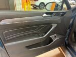 Sininen Farmari, Volkswagen Passat – CNU-615, kuva 3