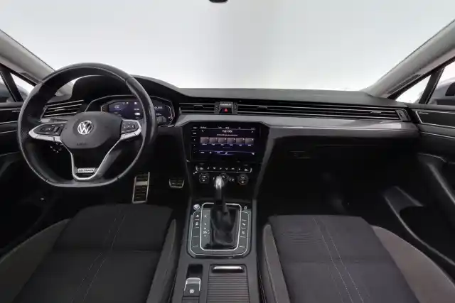 Sininen Farmari, Volkswagen Passat – CNU-615