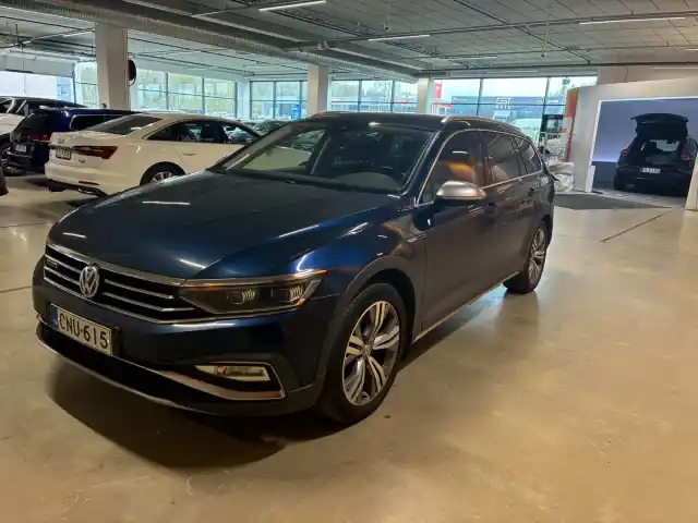 Sininen Farmari, Volkswagen Passat – CNU-615