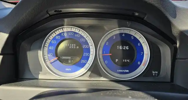 Punainen Farmari, Volvo V70 – CNV-291