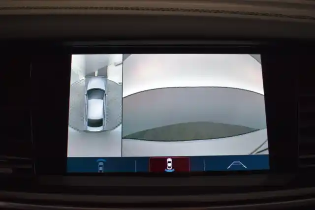 Valkoinen Farmari, Opel Insignia – CNY-593