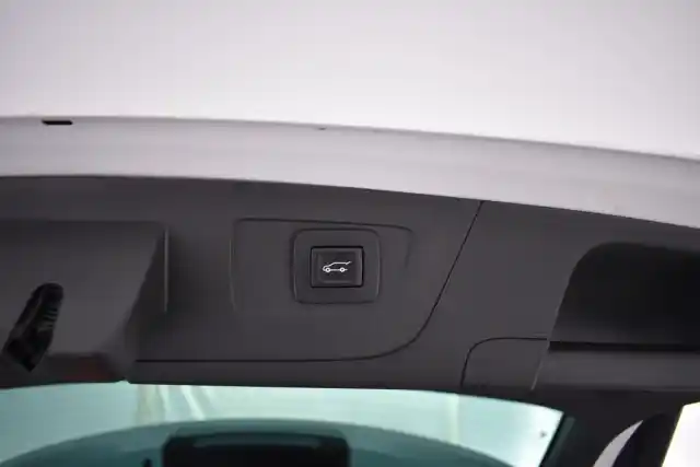 Valkoinen Farmari, Opel Insignia – CNY-593