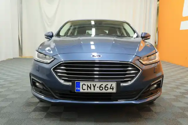 Sininen Farmari, Ford Mondeo – CNY-664