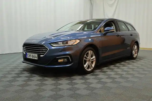 Sininen Farmari, Ford Mondeo – CNY-664