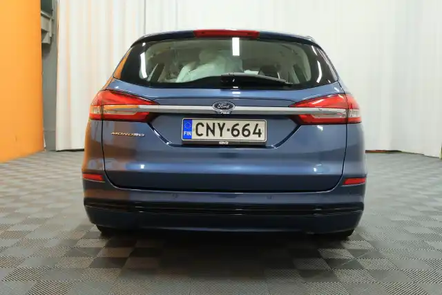 Sininen Farmari, Ford Mondeo – CNY-664