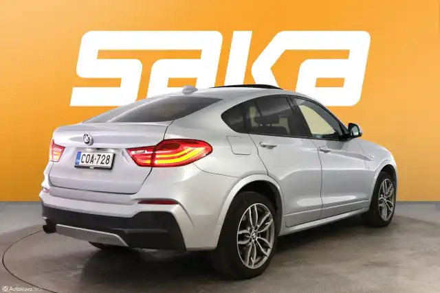 Hopea Sedan, BMW X4 – COA-728