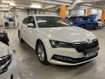 Valkoinen Sedan, Skoda Superb – COB-296, kuva 1