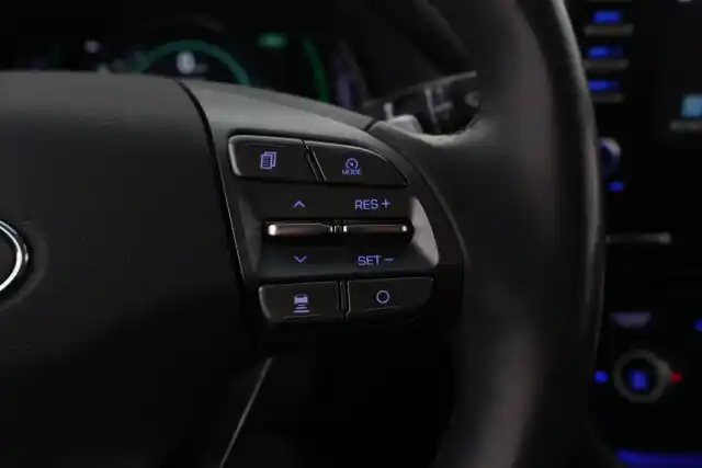 Valkoinen Viistoperä, Hyundai IONIQ hybrid – COB-954