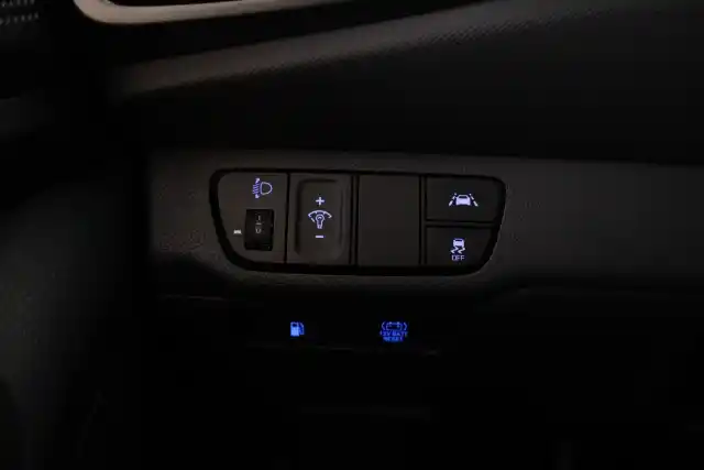 Valkoinen Viistoperä, Hyundai IONIQ hybrid – COB-954