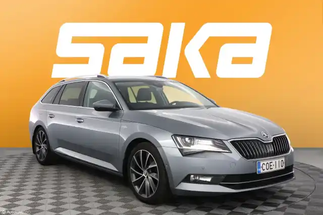 Harmaa Farmari, Skoda Superb – COE-110