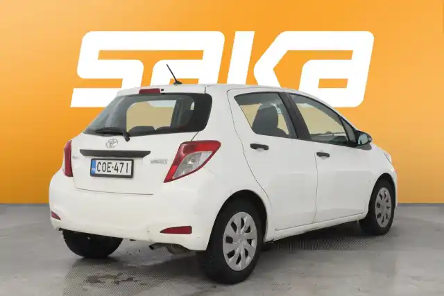 Valkoinen Viistoperä, Toyota Yaris – COE-471