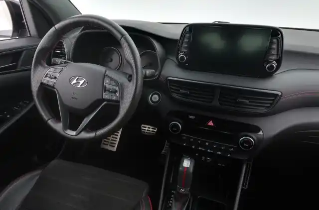 Harmaa Maastoauto, Hyundai Tucson – COE-921