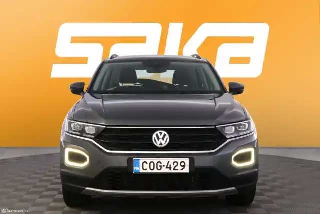 Harmaa Maastoauto, Volkswagen T-Roc – COG-429