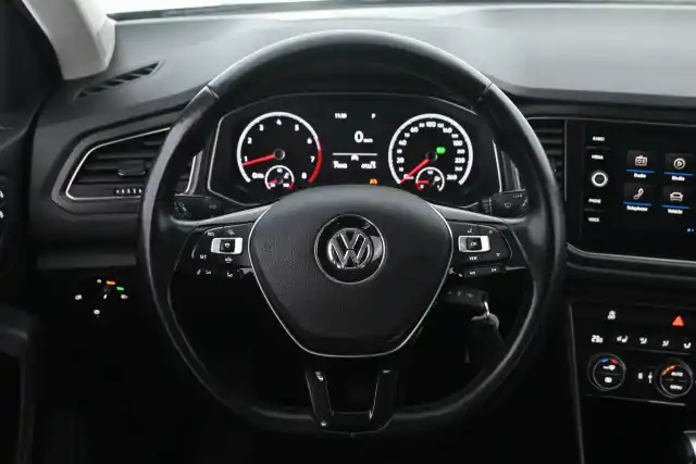 Harmaa Maastoauto, Volkswagen T-Roc – COG-429