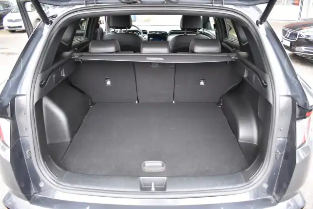 Harmaa Maastoauto, Hyundai Tucson – COI-328