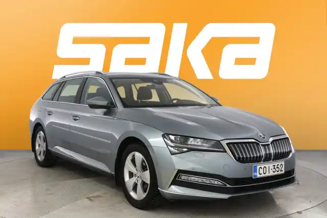 Harmaa Farmari, Skoda Superb – COI-352