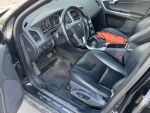 Musta Maastoauto, Volvo XC60 – COI-673, kuva 3