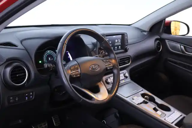 Punainen Maastoauto, Hyundai KONA ELECTRIC – COI-891