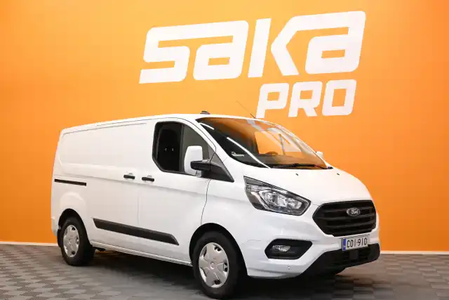 Valkoinen Pakettiauto, Ford Transit Custom – COI-910