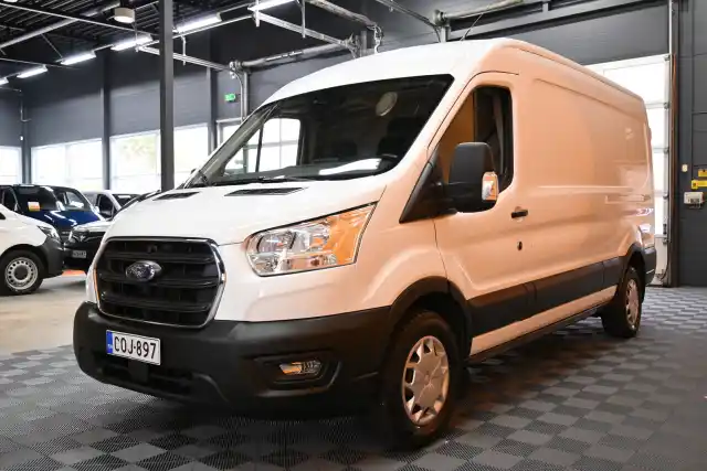 Valkoinen Pakettiauto, Ford Transit – COJ-897