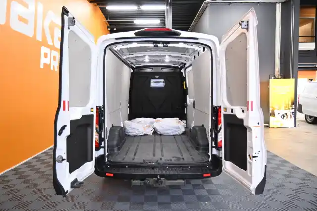 Valkoinen Pakettiauto, Ford Transit – COJ-897