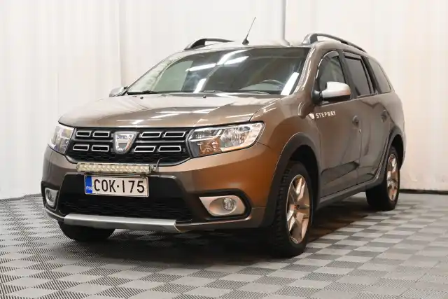 Ruskea (beige) Farmari, Dacia Logan MCV – COK-175