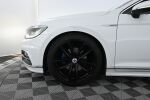 Valkoinen Farmari, Volkswagen Passat – COM-321, kuva 32