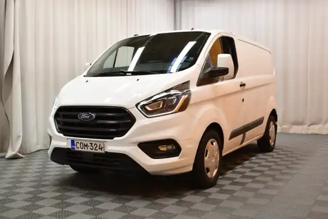 Valkoinen Pakettiauto, Ford Transit Custom – COM-324