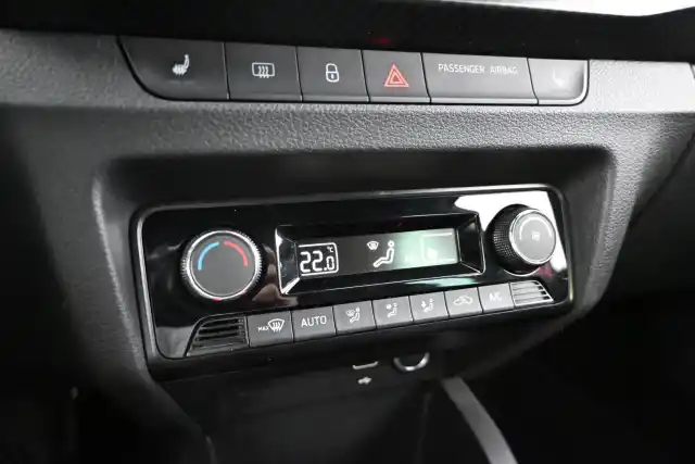 Punainen Viistoperä, Skoda Fabia – COM-738
