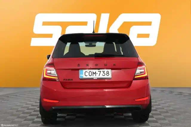 Punainen Viistoperä, Skoda Fabia – COM-738