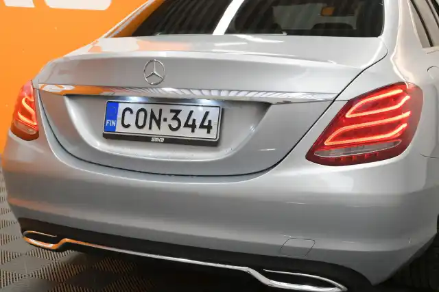 Harmaa Sedan, Mercedes-Benz C – CON-344