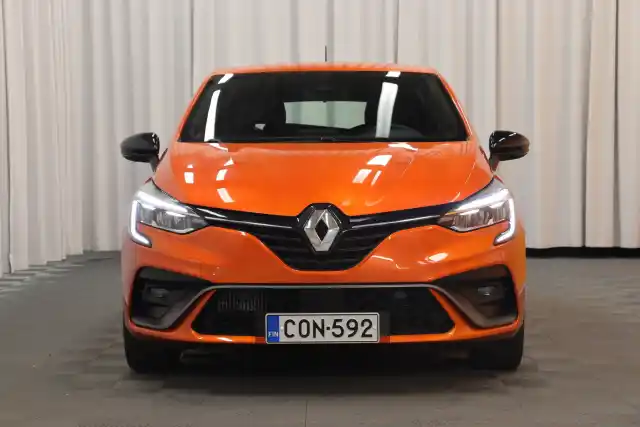 Oranssi Viistoperä, Renault Clio – CON-592