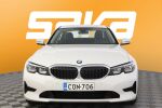 Valkoinen Sedan, BMW 320 – CON-706, kuva 2