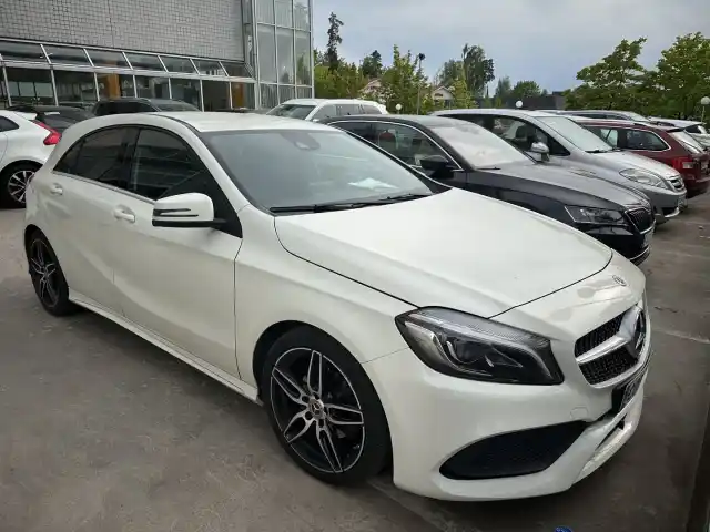 Valkoinen Viistoperä, Mercedes-Benz A – COP-294