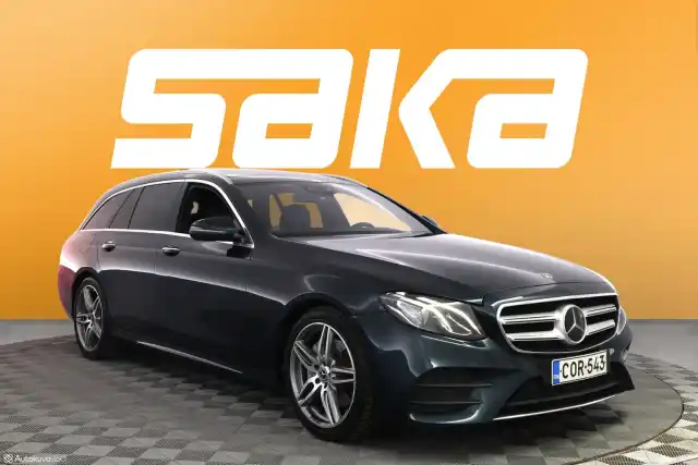 Sininen Farmari, Mercedes-Benz E – COR-543