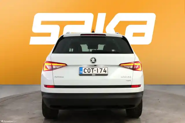 Valkoinen Maastoauto, Skoda Kodiaq – COT-174