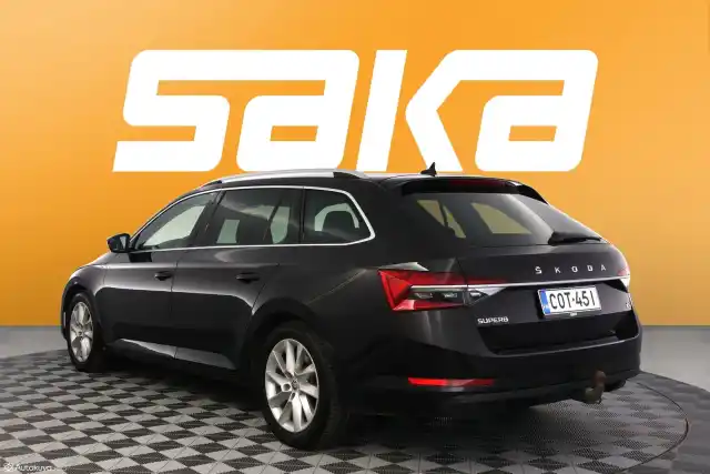 Musta Farmari, Skoda Superb – COT-451