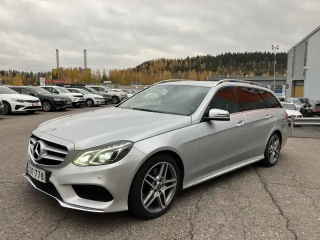 Hopea Farmari, Mercedes-Benz E – COT-778