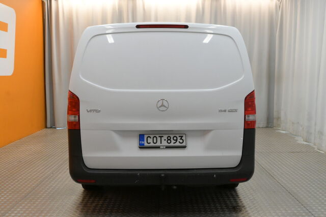Valkoinen Pakettiauto, Mercedes-Benz VITO – COT-893