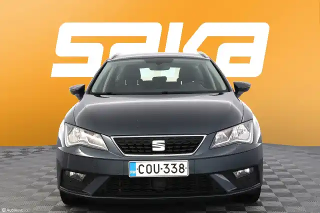 Harmaa Viistoperä, Seat Leon Sportstourer – COU-338