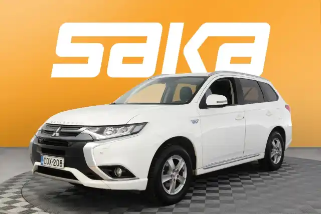 Valkoinen Farmari, Mitsubishi Outlander PHEV – COX-208